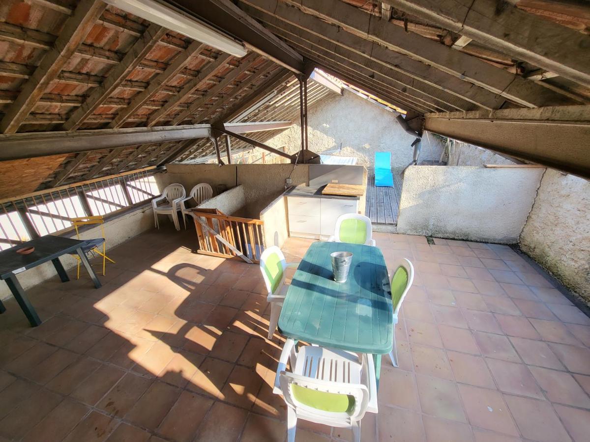 Maison 3 Chambres Avec Piscine Couverte Lespignan Zewnętrze zdjęcie